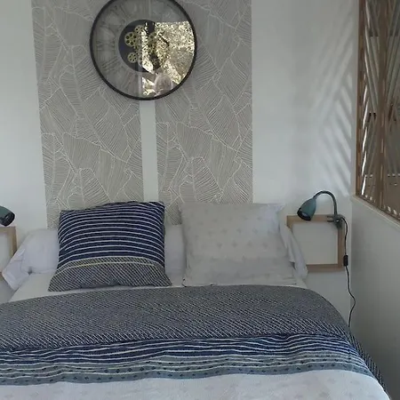 Appartement Bel Dans Avec Piscine
